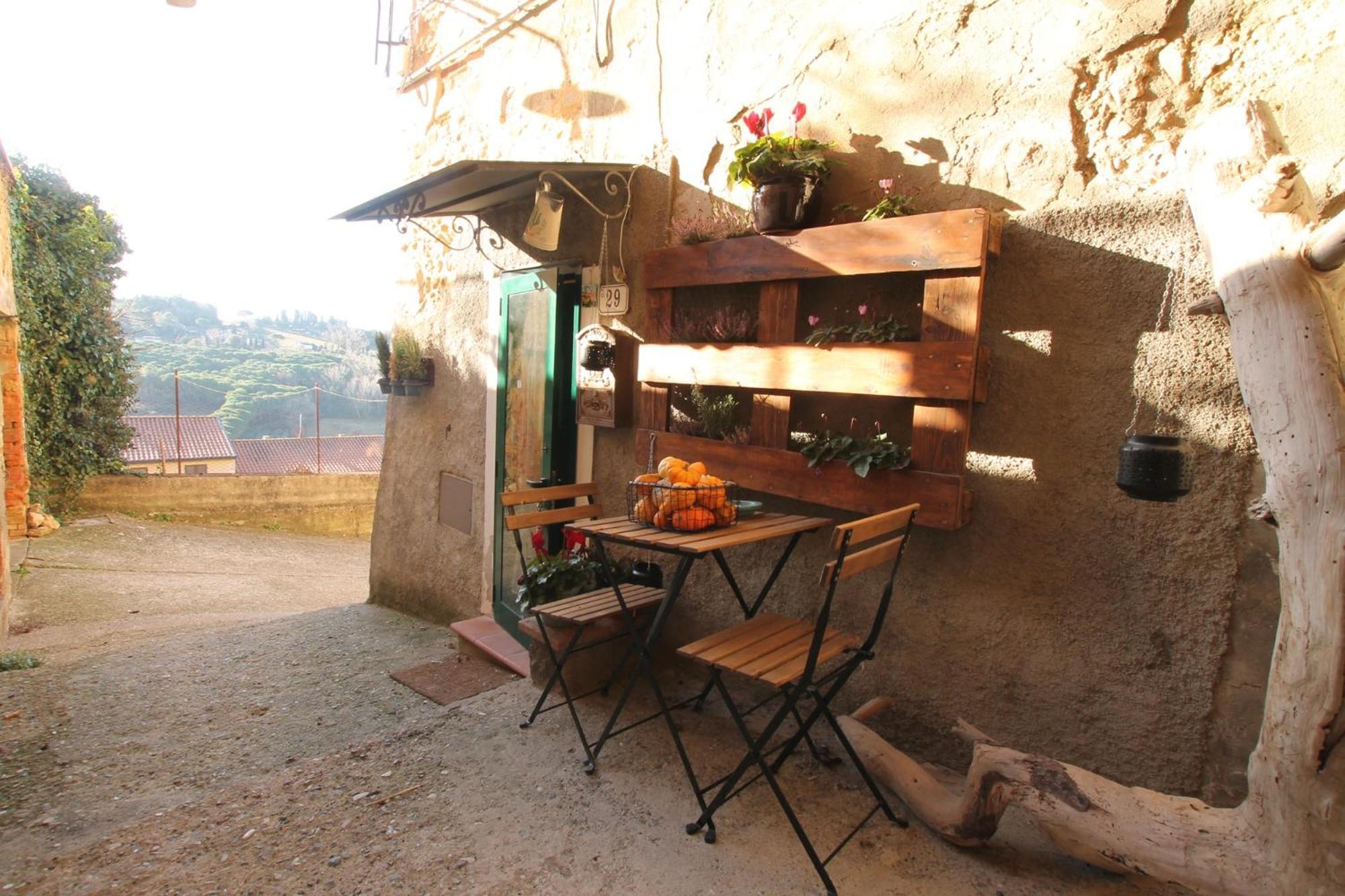 Il Piccino 29, Esperienza Romantica In Borgo.... Montescudaio Zewnętrze zdjęcie